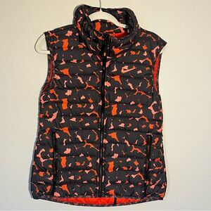 Nike Black Red Puffer Vest Small